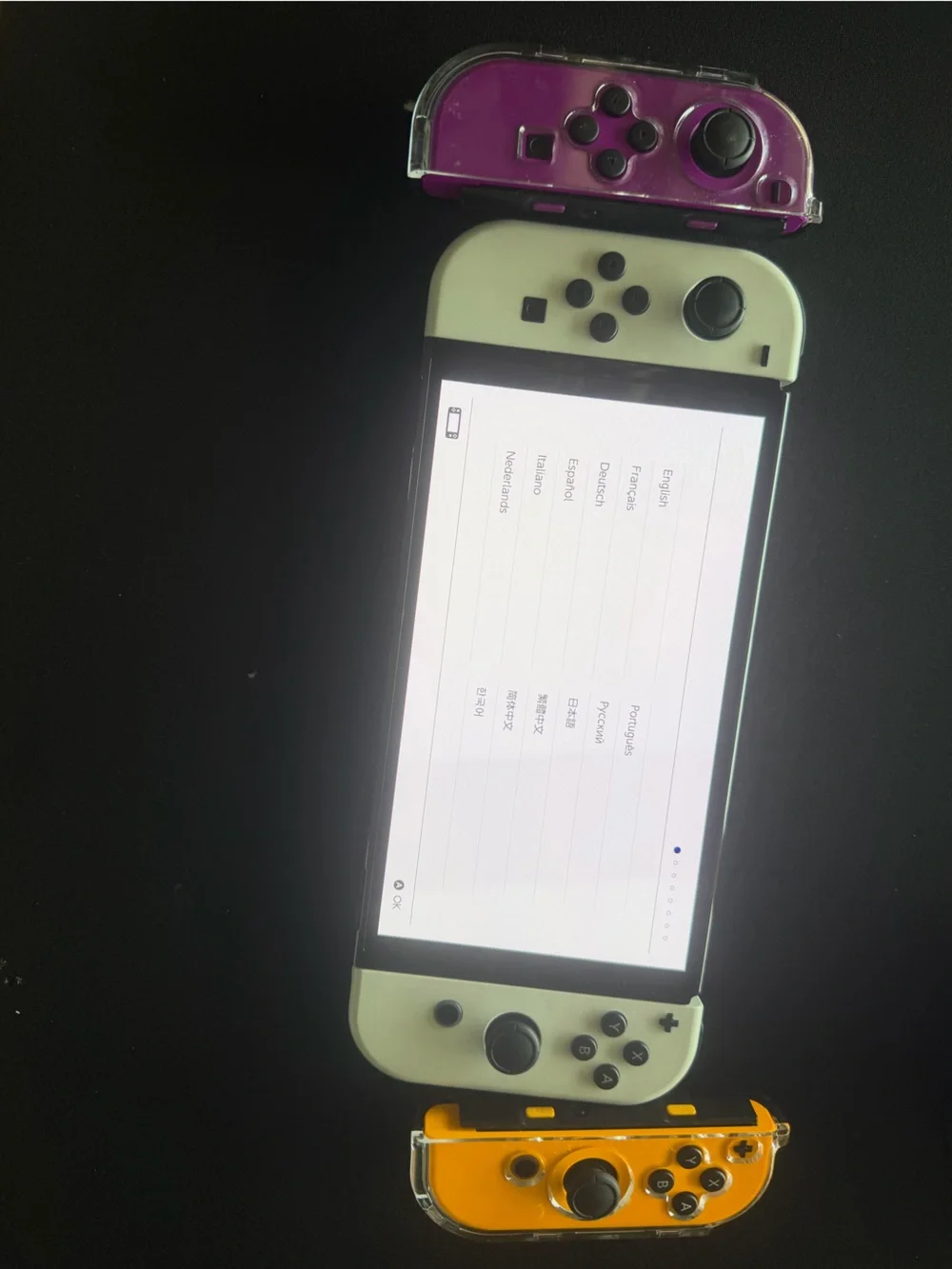Nintendo Switch OLED Bundle – 7” OLED, 64GB, 7 Games – Barely Used!